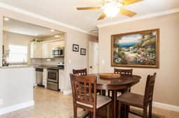 Apt A, 10th St. Best beach block location in Pompano, Clean, safe with everything you need.
