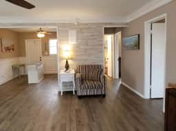 Pompano beach block tropical retreat. Clean, safe and updated. A4