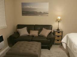 Studio Walk to the Beach. Everything you need. Clean, safe with everything you need. .