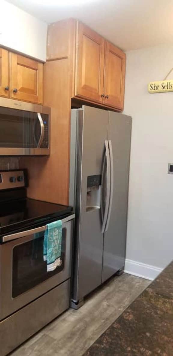 Close to it all, clean, safe and updated. Everything you need. SE 2nd.